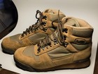 Vasque Men   s 10 Hiking Camping Boots Suede Nylon Beige Green 7582-1 Nice Soles