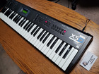 Korg X5d Music Synthesizer Keyboard  61 Key Good Condition Japan