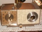 General Electric Mid Century Tube Clock Radio C467b Serviced  Very Nice  Works 