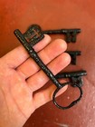 Lot Of 5 Cast Iron Large Skeleton Keys Props Decoration Antique Victorian
