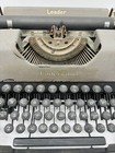 Antique 1949 Underwood Leader Typewriter W case