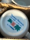 Set Of 4 Vintage 1977 Dynasty Porcelain By Mann Chai Ching Mugs Grapes Boxed
