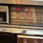Vintage 1970   s Jcpenney Am fm Stereo 8-track Radio Model 681-3877  Rare Read