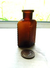 Amber Poison With Dote Pattern On 3 Sides