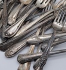 2 Lbs 10 Oz Vintage Silverplate Silverware Flatware Lot Spoons Forks Knife Craft