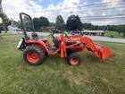 Kubota Diesel 4x4 B7300 Tractor With Front Loader Only 640 Hours