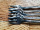 5 Antique Vintage Collectable   Oneida Hotel   Silver Plated Forks 6 