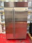 48    Subzero Refrigerator Freezer Side By Side Bi48ssth  used 2016 
