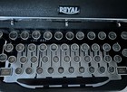 Vintage Royal Quiet De Luxe Typewriter Leather Hardshell Case   Manuals 1946
