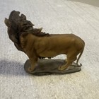 Lion Figurine Sculpture On Base - Lion Animal Class Figurine