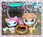 Authentic Littlest Pet Shop Lps  1004  1005 Sassiest Sitting Kitty Cat Lion