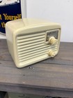 Silvertone 6002 Metal Radio