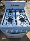 Specialty Small Amana White Gas Stove With 4 Burners  20 inch 2 6 Cu ft Capacity