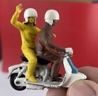 Vintage Britains 9685 Lambretta 125 Scooter Issued 1965 Htf With Riders Nice