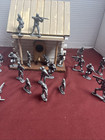 Vtg Wwii Marx Battleground Lot Of  26 Light Gray German Army Men Plastic Figures