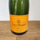 Display Dummy Bottle Empty Sealed Veuve Clicquot Champagne Yellow Label 750ml