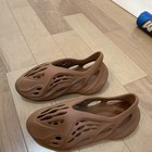 Yeezy Foam Runner Brown Men   s Us 9 Rubber Lightweight Slip-on Slipper
