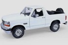 Greenlight 19086 1 18 1993 Ford Bronco Xlt  oxford White 