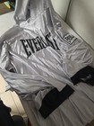      Everlast Boxing Robe Jacket W  Hood Silver Size L      Costume