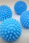 4-pack Plastic Dryer Balls With Flexible Spikes - Blue