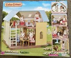 Calico Critters Bluebell Cottage House Gift Set House Snow Rabbit Girl Maisie