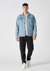 Thunder Trucker Jacket Size Medium Blue Light Wash 100  Cotton Button-down