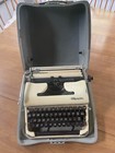 Vintage   1960 s Olympia Sm3 De Luxe Manual Cream Typewriter With Original Case 