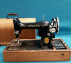 Singer Sewing Machine 1930s Model 99 In Bentwood Case