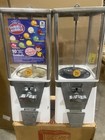2 Oak Vista Gumball Peanut Chocolate Candy Vending Machine Usa 25 Cent Dispenser