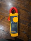 New Fluke 323 600v Ac Clamp Meter