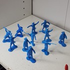 Lot Of 26 Marx Plastic Soldiers Red British Blue American Vintage Army Issues