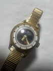 Royal Ltd rare  Antique 17 Jewels  Swiss Mechanical  Mid 20th Century  Ladies  