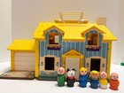 1969 Fisher Price Play Family House  952 Vintage W People Furniture   Extras