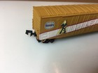 Cracker Jack Box Car Naux 32284   N Scale Trains