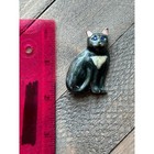 Vintage Enamel Cat Pin Brooch Gold Tone Rhinestone Eyes Costume Figural Jewely