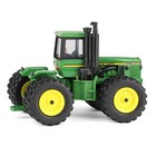 John Deere 8450 Tractor W  Front   Rear Duals 1 64 Scale Model - Ertl 45998