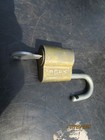 Vintage Yale Offset Barrel Padlock-lock-with Working Key