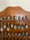 Lot Of 16 Souvenir Vintage Collector Spoons - Us   International With The Reck
