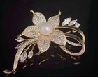 Crystal Flower Brooch Rhinestone Pearl Brooch Pin Wedding Bridal Gift For Her