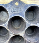 Antique Wagner Ware 11 Cup Cast Iron Muffin Popover Pan  1323  