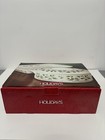 Holly Holiday 3 Piece Baking Set  Home For The Holidays Pattern