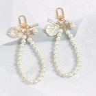 1pc Women Keychain Faux Pearl Beaded Elegant Keychain Flower Patterned Bag Charm