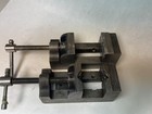 2 Eron   Other Milling Vises 2-1 2  X 2-1 2  Opening Capacity Machinist  25my68 