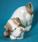 Nao Lladro Tail s Up Dog Figurine Daisa 1982 Cats   Dogs Collection Spain