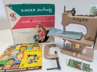 Vintage Singer Model 20 Sewhandy Child s Toy Hand Crank Sewing Machine Tan Boxed