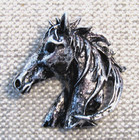 Vintage Style Horse Head Brooch Antique Silver antique Gold Tone Metal 2 Pack