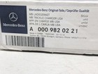 Mercedes-benz Mb Oem A0009820221  Battery Trickle Charger Genuine Original