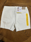 Nwt Womens Misses Size 8    Seven7 Weekend Short Bone Off White Denim Shorts 5 
