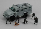 1 64  mva  Bearcat Avf Armored Vehicle Car W 6pc Police Figures  gray  Nib