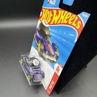 Mattel Hot Wheels  decidedly Go  70 250 Magic 8 Ball Special Feature Diecast New